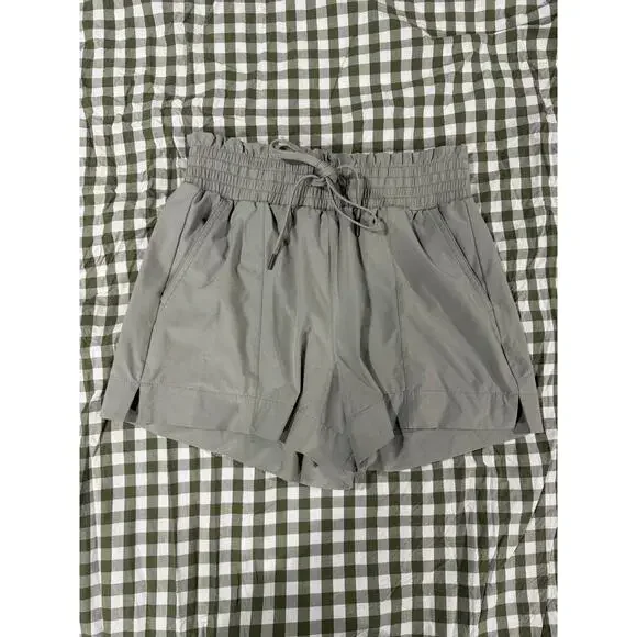 Abercrombie Sage Green Shorts - Picture 1 of 3